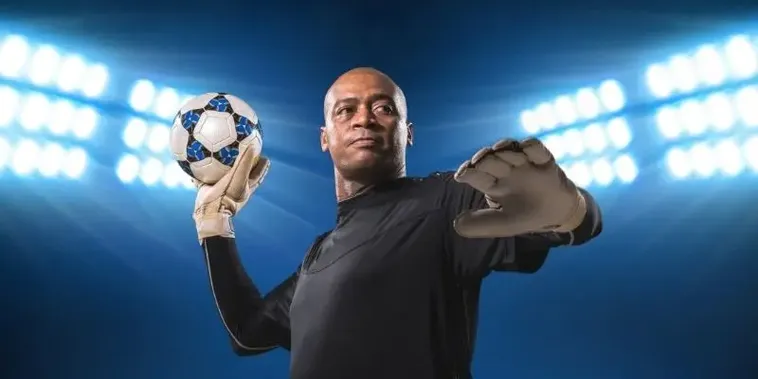 Cách Chơi Kèo Ném Biên Bóng Đá Tại NowGoal Chuẩn Nhất